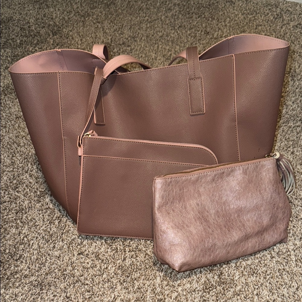 TOMMY BAHAMAS Shoulder Bag